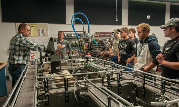 Automation Engineering Technology: Mechatronics | Bachelor of Science ...